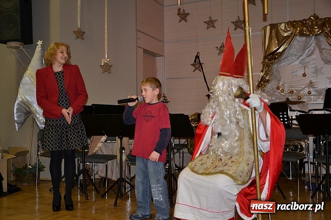 Zdjęcie w galerii na portalu naszraciborz.pl: Kiermasz pełen smakołyków w Tworkowie wiadomości z regionu