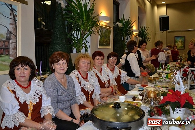 Zdjęcie w galerii na portalu naszraciborz.pl: Kiermasz pełen smakołyków w Tworkowie wiadomości z regionu