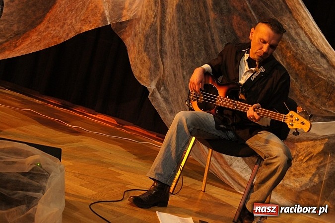 Zdjęcie w galerii na portalu naszraciborz.pl: Perspektywa Okolicy zagrała w RCK wiadomości z regionu