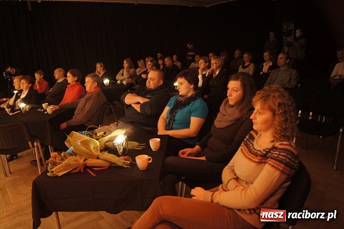 Zdjęcie w galerii na portalu naszraciborz.pl: Perspektywa Okolicy zagrała w RCK wiadomości z regionu