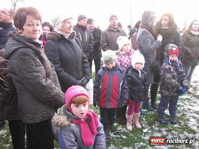 Zdjęcie w galerii na portalu naszraciborz.pl: Mikołaj odwiedził farski ogr&oacute;d w Wojnowicach wiadomości z regionu