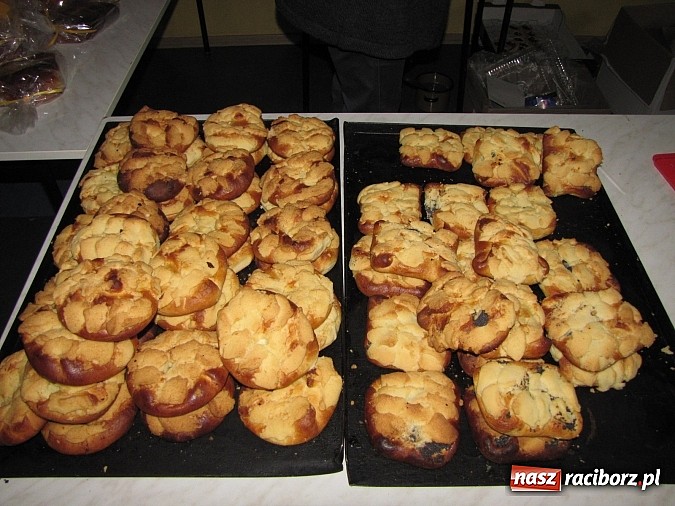 Zdjęcie w galerii na portalu naszraciborz.pl: Świąteczne zapachy i występy w Zespole Szk&oacute;ł w Krzanowicach wiadomości z regionu