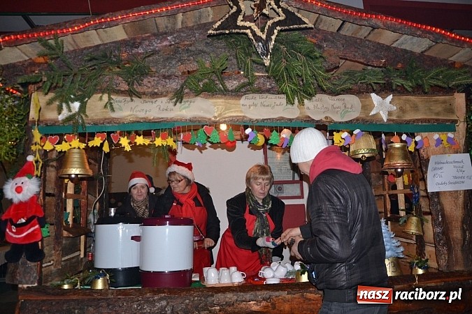 Zdjęcie w galerii na portalu naszraciborz.pl: Weihnachtsmarkt w Bolesławiu wiadomości z regionu