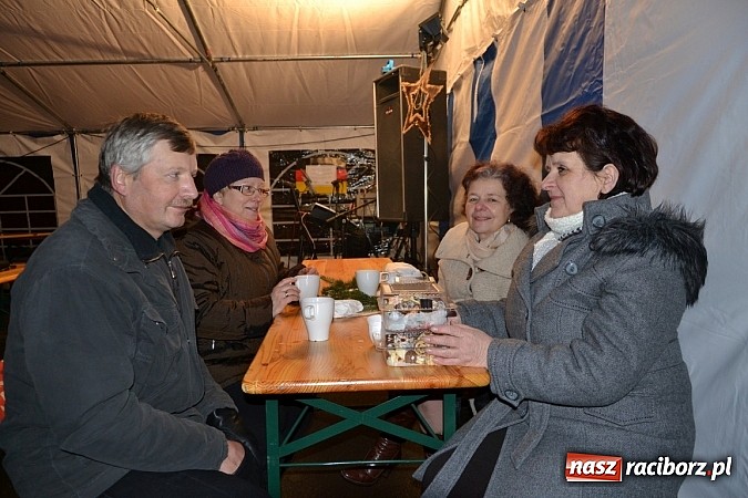 Zdjęcie w galerii na portalu naszraciborz.pl: Weihnachtsmarkt w Bolesławiu wiadomości z regionu