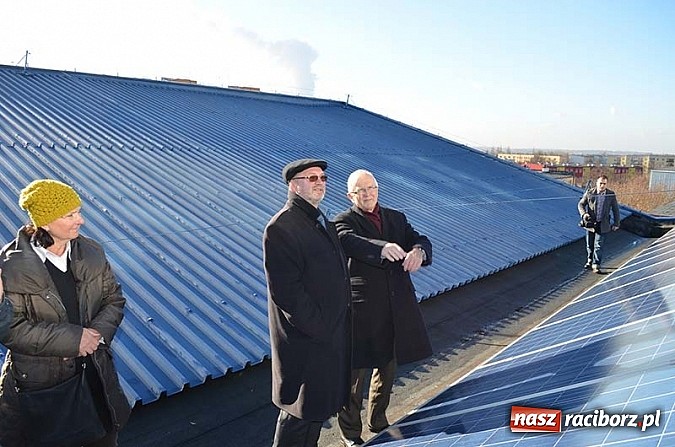 Zdjęcie w galerii na portalu naszraciborz.pl: Ekokonferencja na dachu kościoła wiadomości z regionu