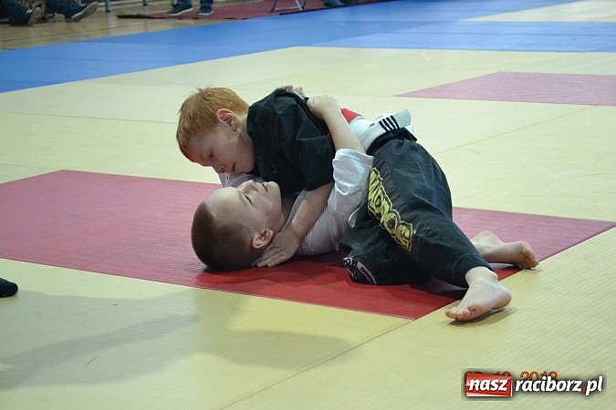 Zdjęcie w galerii na portalu naszraciborz.pl: Młodzi Łamatorzy na turnieju w Katowicach wiadomości z regionu