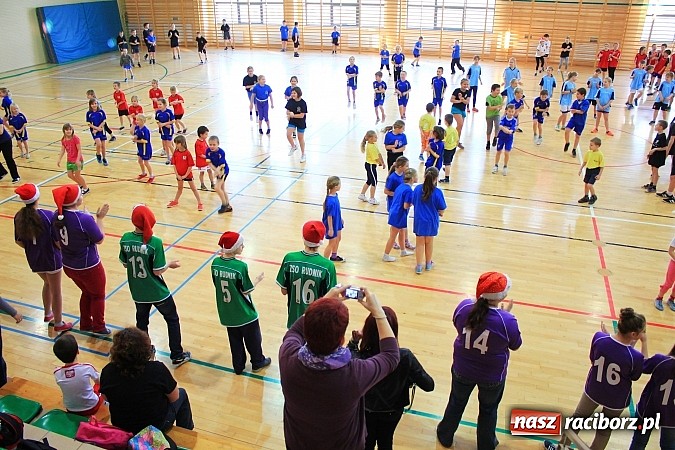 Zdjęcie w galerii na portalu naszraciborz.pl: W Rudniku odbył się turniej mikołajkowy wiadomości z regionu