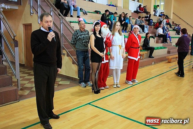 Zdjęcie w galerii na portalu naszraciborz.pl: W Rudniku odbył się turniej mikołajkowy wiadomości z regionu