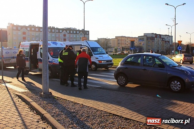 Zdjęcie w galerii na portalu naszraciborz.pl: Kierowca nissana potrącił na przejściu 16-latka wiadomości z regionu