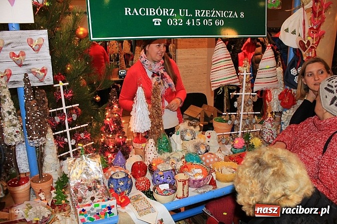 Zdjęcie w galerii na portalu naszraciborz.pl: Śnieżna Pastorałka - widowisko w RCK-u wiadomości z regionu
