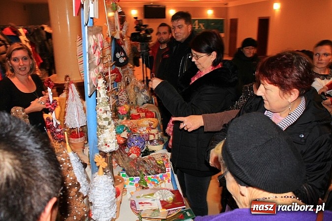 Zdjęcie w galerii na portalu naszraciborz.pl: Śnieżna Pastorałka - widowisko w RCK-u wiadomości z regionu