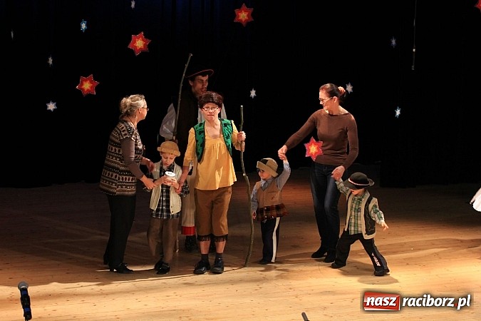 Zdjęcie w galerii na portalu naszraciborz.pl: Śnieżna Pastorałka - widowisko w RCK-u wiadomości z regionu
