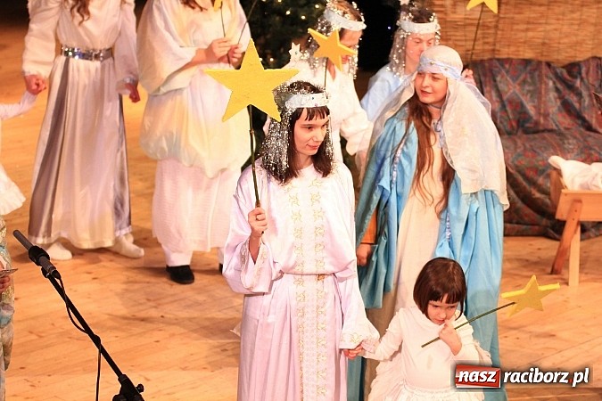 Zdjęcie w galerii na portalu naszraciborz.pl: Śnieżna Pastorałka - widowisko w RCK-u wiadomości z regionu