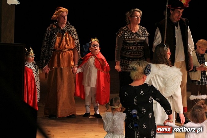 Zdjęcie w galerii na portalu naszraciborz.pl: Śnieżna Pastorałka - widowisko w RCK-u wiadomości z regionu