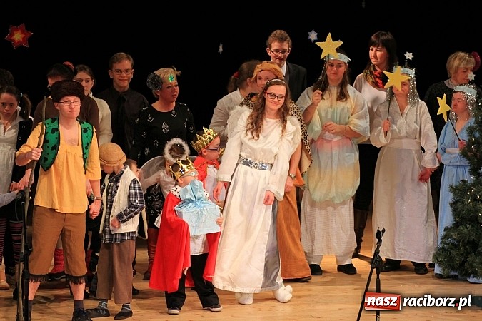 Zdjęcie w galerii na portalu naszraciborz.pl: Śnieżna Pastorałka - widowisko w RCK-u wiadomości z regionu