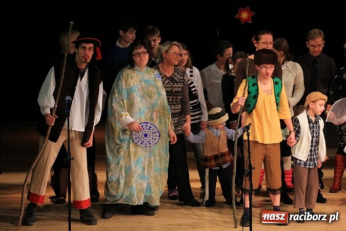 Zdjęcie w galerii na portalu naszraciborz.pl: Śnieżna Pastorałka - widowisko w RCK-u wiadomości z regionu