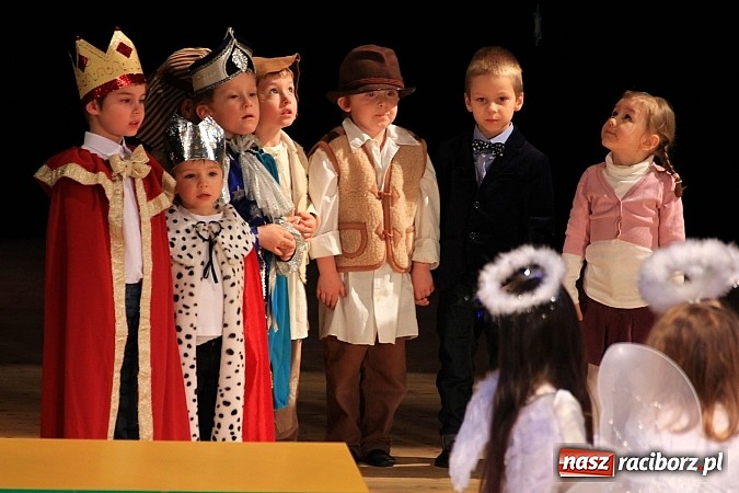 Zdjęcie w galerii na portalu naszraciborz.pl: Śnieżna Pastorałka - widowisko w RCK-u wiadomości z regionu