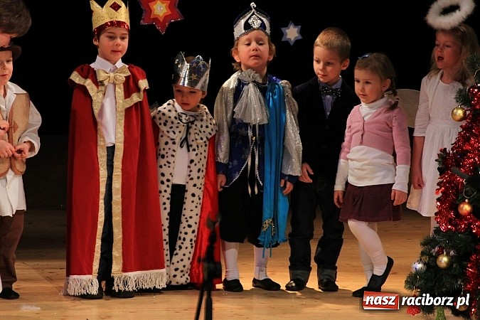 Zdjęcie w galerii na portalu naszraciborz.pl: Śnieżna Pastorałka - widowisko w RCK-u wiadomości z regionu