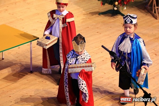 Zdjęcie w galerii na portalu naszraciborz.pl: Śnieżna Pastorałka - widowisko w RCK-u wiadomości z regionu