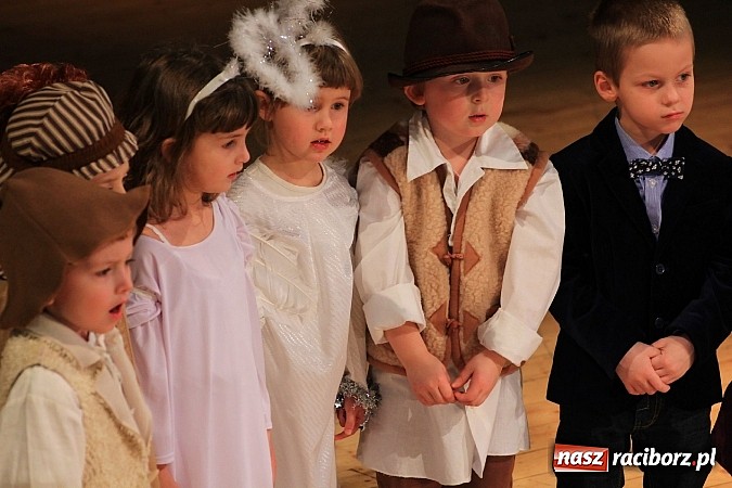 Zdjęcie w galerii na portalu naszraciborz.pl: Śnieżna Pastorałka - widowisko w RCK-u wiadomości z regionu