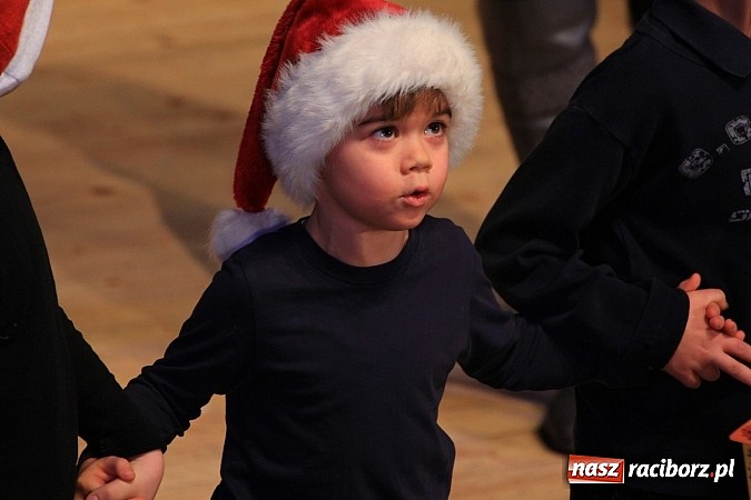 Zdjęcie w galerii na portalu naszraciborz.pl: Śnieżna Pastorałka - widowisko w RCK-u wiadomości z regionu