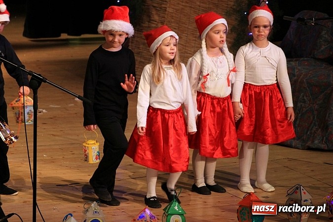 Zdjęcie w galerii na portalu naszraciborz.pl: Śnieżna Pastorałka - widowisko w RCK-u wiadomości z regionu