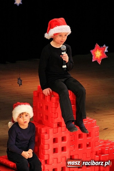 Zdjęcie w galerii na portalu naszraciborz.pl: Śnieżna Pastorałka - widowisko w RCK-u wiadomości z regionu