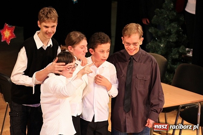 Zdjęcie w galerii na portalu naszraciborz.pl: Śnieżna Pastorałka - widowisko w RCK-u wiadomości z regionu