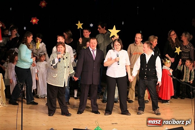 Zdjęcie w galerii na portalu naszraciborz.pl: Śnieżna Pastorałka - widowisko w RCK-u wiadomości z regionu
