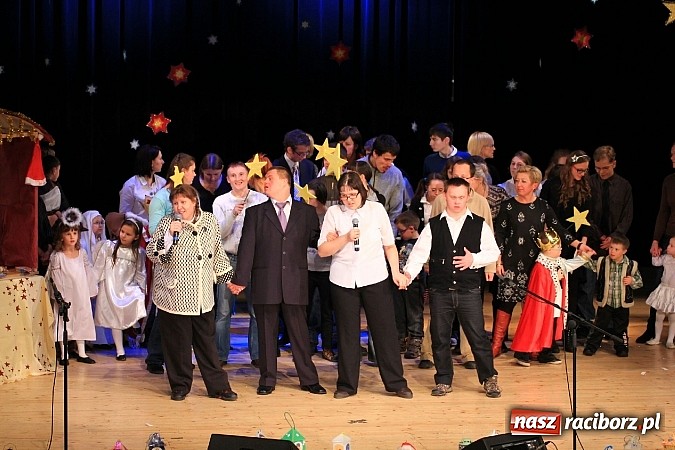 Zdjęcie w galerii na portalu naszraciborz.pl: Śnieżna Pastorałka - widowisko w RCK-u wiadomości z regionu