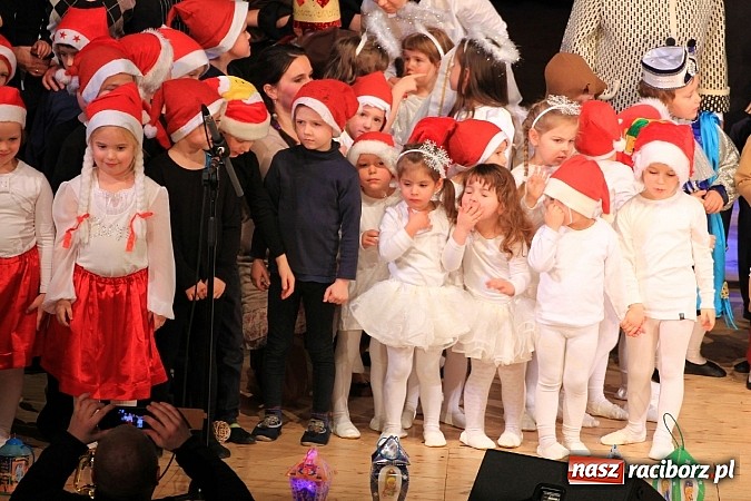 Zdjęcie w galerii na portalu naszraciborz.pl: Śnieżna Pastorałka - widowisko w RCK-u wiadomości z regionu