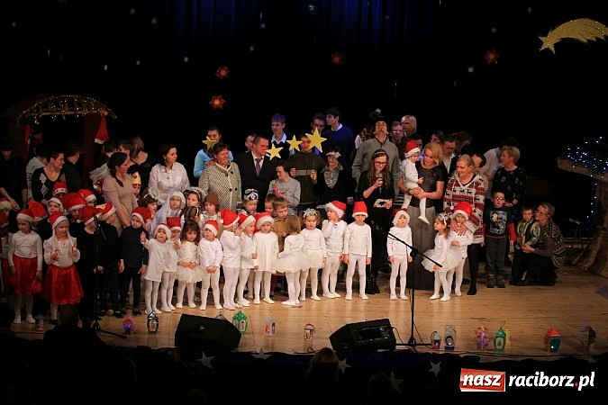 Zdjęcie w galerii na portalu naszraciborz.pl: Śnieżna Pastorałka - widowisko w RCK-u wiadomości z regionu