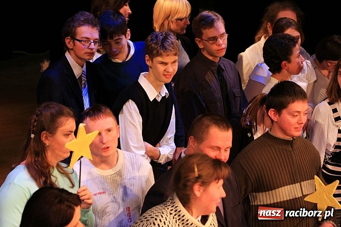 Zdjęcie w galerii na portalu naszraciborz.pl: Śnieżna Pastorałka - widowisko w RCK-u wiadomości z regionu