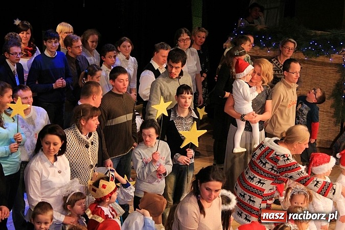 Zdjęcie w galerii na portalu naszraciborz.pl: Śnieżna Pastorałka - widowisko w RCK-u wiadomości z regionu