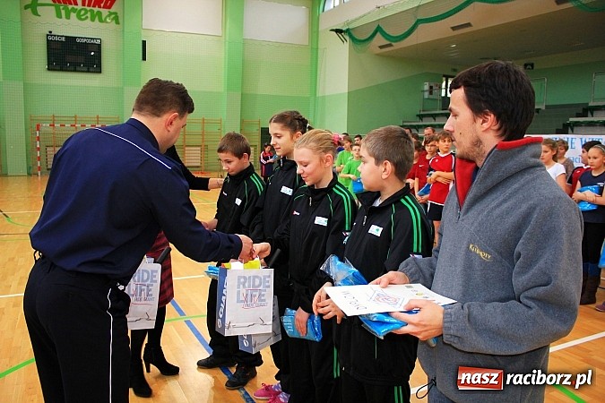 Zdjęcie w galerii na portalu naszraciborz.pl: Szkoła z Kobyli najlepsza w II Zimowym Turnieju Bezpieczeństwa Ruchu Drogowego wiadomości z regionu