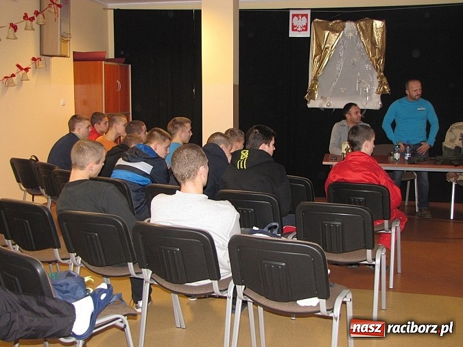 Zdjęcie w galerii na portalu naszraciborz.pl: GROM nie jest dla grzecznych dzieci wiadomości z regionu