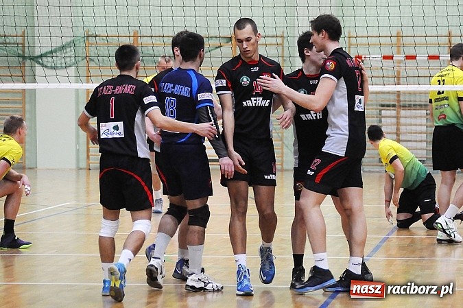 Zdjęcie w galerii na portalu naszraciborz.pl: Lider z Zawiercia zgarnął trzy punkty wiadomości z regionu