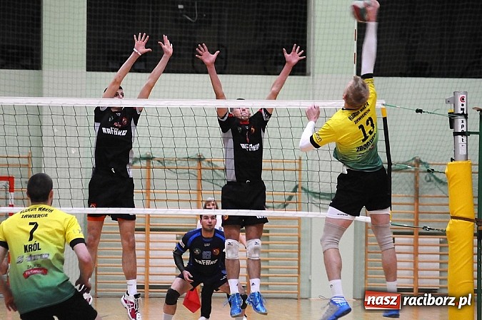 Zdjęcie w galerii na portalu naszraciborz.pl: Lider z Zawiercia zgarnął trzy punkty wiadomości z regionu