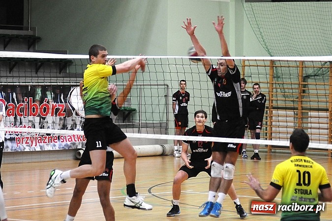 Zdjęcie w galerii na portalu naszraciborz.pl: Lider z Zawiercia zgarnął trzy punkty wiadomości z regionu