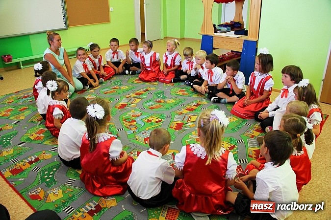 Zdjęcie w galerii na portalu naszraciborz.pl: Tworkowskie DFK nagrodzone za swoją działalność wiadomości z regionu