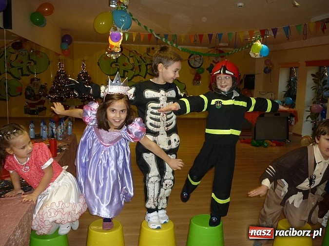 Zdjęcie w galerii na portalu naszraciborz.pl: Hop sa sa! Zabawa z mamą i nianią w Crazy Club wiadomości z regionu