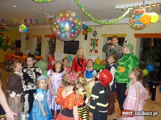 Zdjęcie w galerii na portalu naszraciborz.pl: Hop sa sa! Zabawa z mamą i nianią w Crazy Club wiadomości z regionu