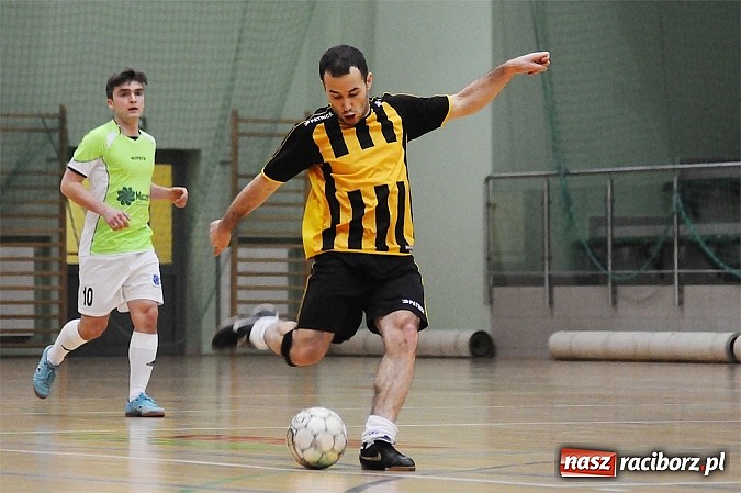 Zdjęcie w galerii na portalu naszraciborz.pl: Mateusz Kołodziejczyk katem Pędzących Byków wiadomości z regionu