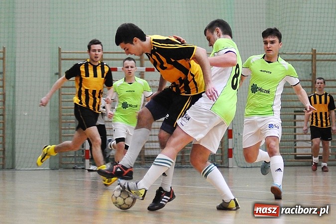 Zdjęcie w galerii na portalu naszraciborz.pl: Mateusz Kołodziejczyk katem Pędzących Byków wiadomości z regionu