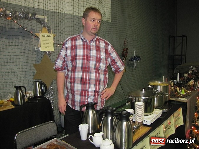 Zdjęcie w galerii na portalu naszraciborz.pl: Kiermasz bożonarodzeniowy w Nędzy wiadomości z regionu
