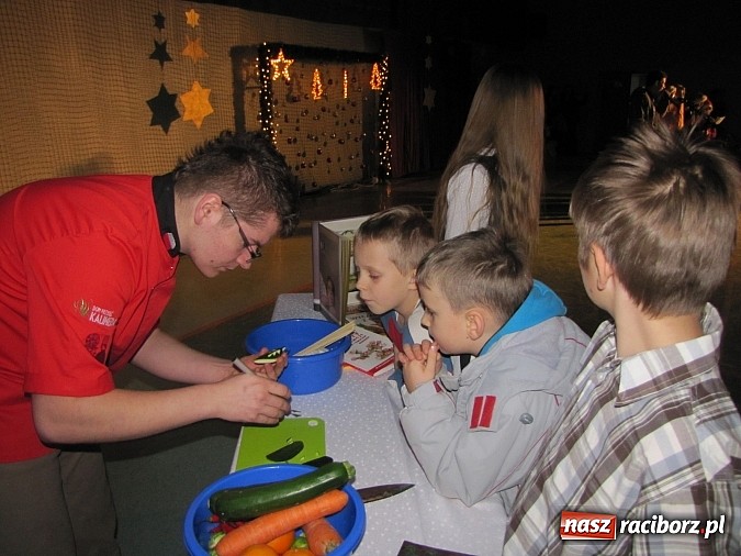 Zdjęcie w galerii na portalu naszraciborz.pl: Kiermasz bożonarodzeniowy w Nędzy wiadomości z regionu