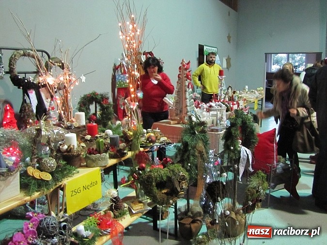 Zdjęcie w galerii na portalu naszraciborz.pl: Kiermasz bożonarodzeniowy w Nędzy wiadomości z regionu