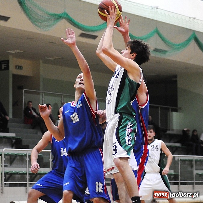 Zdjęcie w galerii na portalu naszraciborz.pl: Koszykówka. Porażka na własne życzenie wiadomości z regionu
