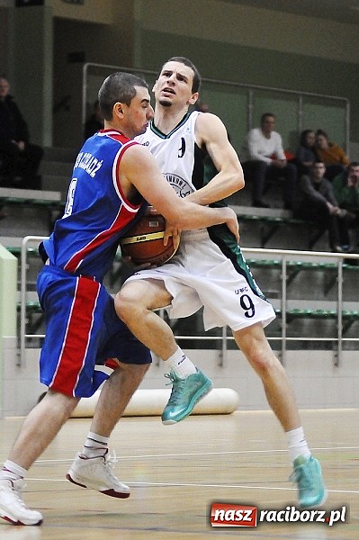 Zdjęcie w galerii na portalu naszraciborz.pl: Koszykówka. Porażka na własne życzenie wiadomości z regionu