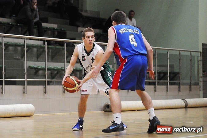 Zdjęcie w galerii na portalu naszraciborz.pl: Koszykówka. Porażka na własne życzenie wiadomości z regionu